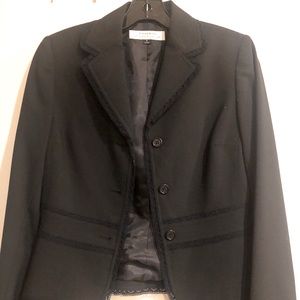 TAHARI Arthur S Levine black blazer